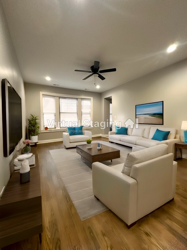 The Rosemont Apartments in Chicago, IL