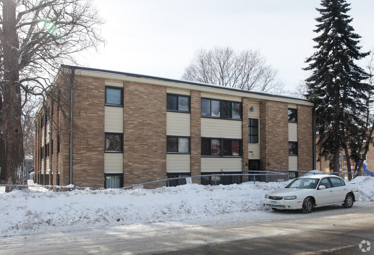 Foto del edificio - 2021 Glenwood Ave N