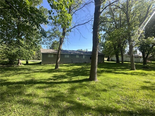 Foto del edificio - 16005 County Rd 6
