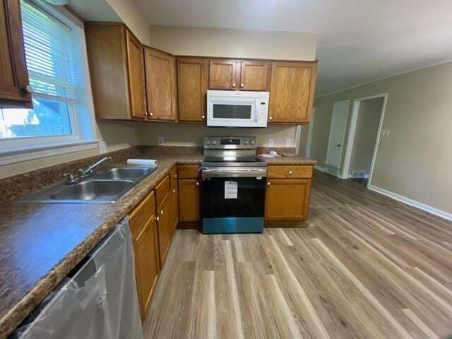 Foto del edificio - 6297 Bronte Ave