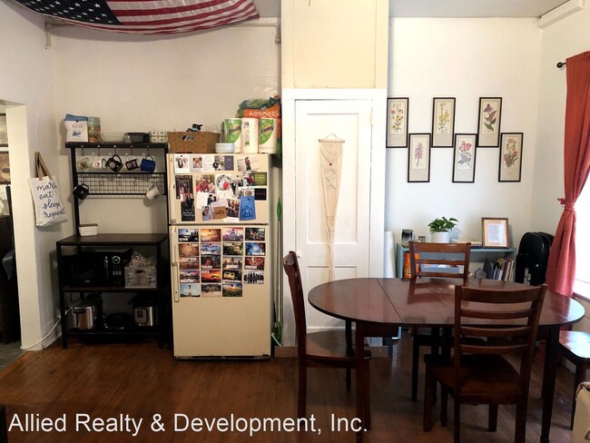 Building Photo - 1 br, 1 bath Apartment - 819 17th Avenue A...