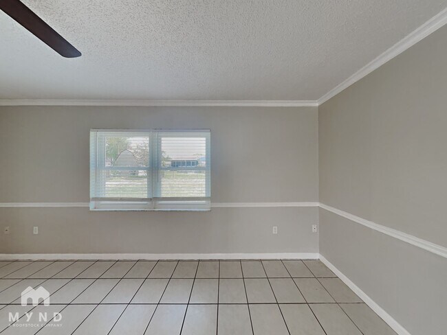 Building Photo - 13065 Pirate Ln