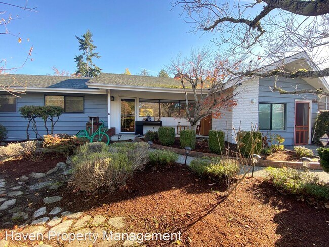 Building Photo - 3 br, 1 bath House - 19310 Occidental Ave S