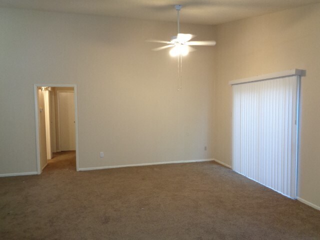 Foto del edificio - 1736 Hazelwood St