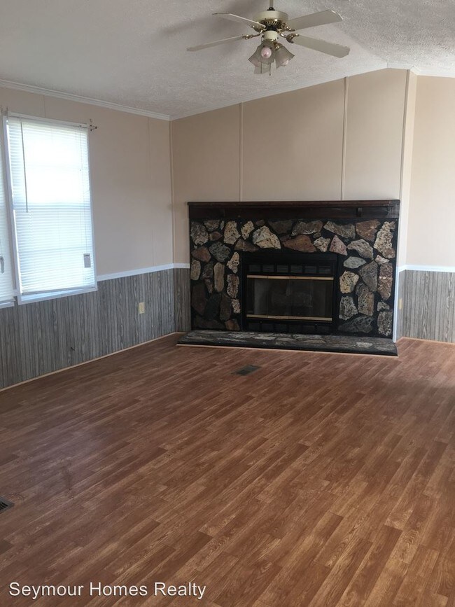 Foto del edificio - 2 br, 2 bath House - 104 Leavie Drive