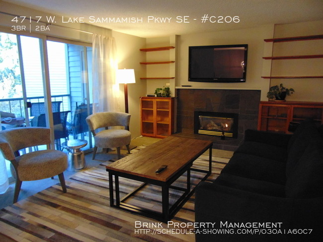 Building Photo - 4717 W Lake Sammamish Pky SE
