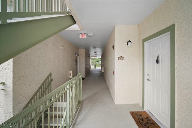 Building Photo - 23660 Walden Center Dr