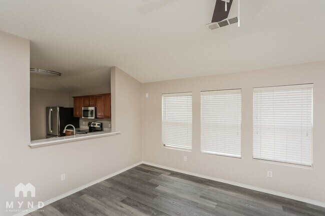 Foto del edificio - 701 Kentucky Derby Ln