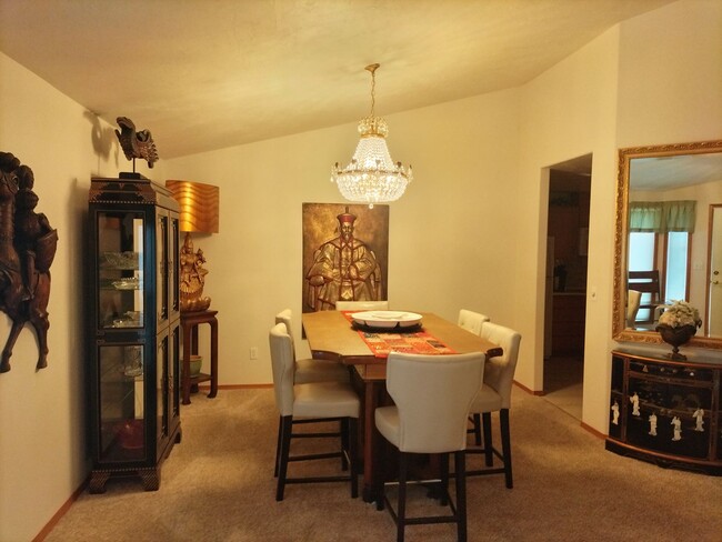 Foto del edificio - Furnished townhouse in NW Corvallis