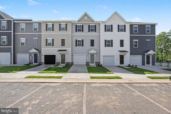 Foto del edificio - 36110 Wilderness Shores Way