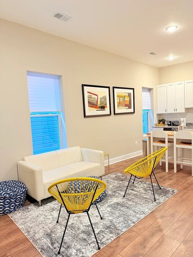 Foto del edificio - 3429 Chestnut Ave