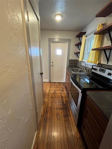 Foto del edificio - 1335 S Lake St