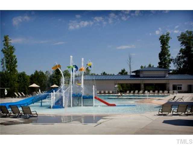 Foto del edificio - 210 Leighann Ridge Ln