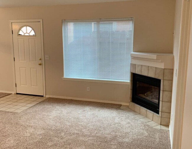 549 Tulipan Way, Talent, OR 97540 House Rental in Talent, OR