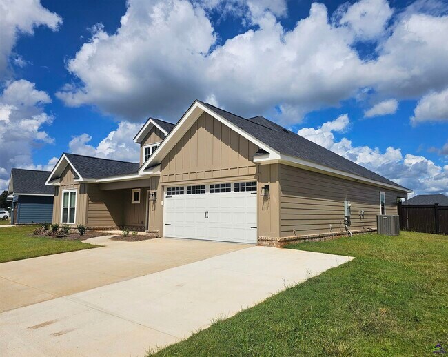 Building Photo - 107 Nash Ct