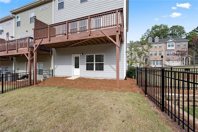 Foto del edificio - 1397 Live Oak Ln