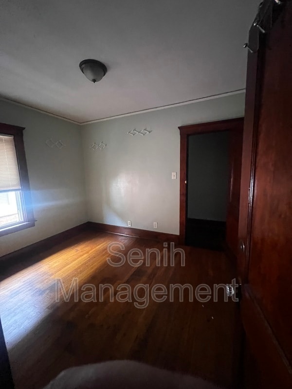 Building Photo - 1495 W Grand Blvd