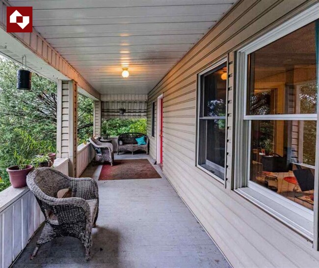 Building Photo - 3 bed/2 bath house in Downtown Morgantown - Available Now - 6/24/26