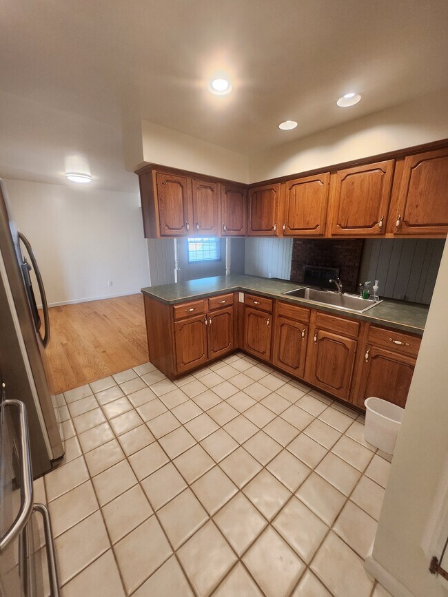 Foto del edificio - 30462 Westmore Dr
