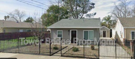 Building Photo - 4042 43rd St
