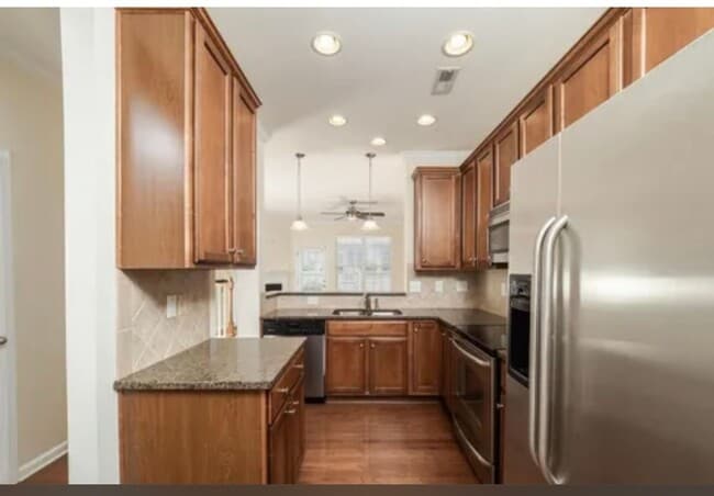 Building Photo - 755 Cupola Dr