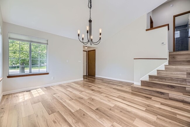 Building Photo - Beautifully Remodeled 3 Bed/2 Bathroom Home in Roxborough Neighborhood! Available NOW!