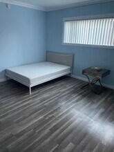 Building Photo - 3539 W 108th St