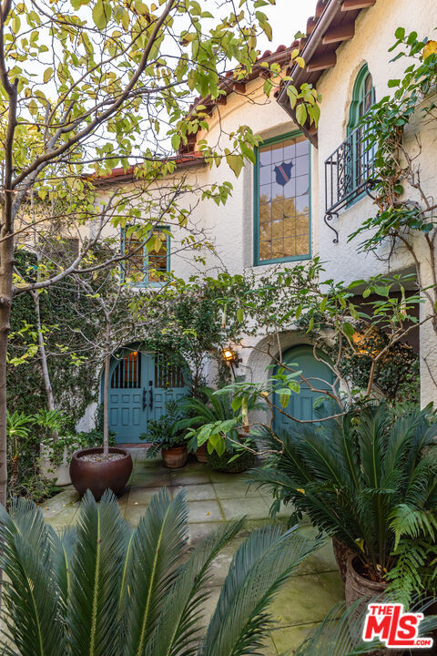 Foto del edificio - 8440 Harold Way