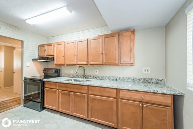 Foto del edificio - 10725 Glen Garry Rd, St. Louis, MO 63137