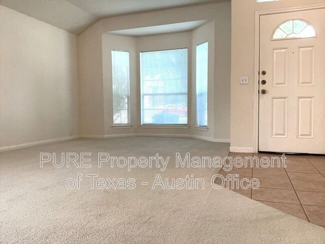 Building Photo - 718 Adler Falls Ln