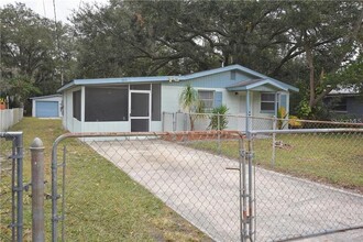 Building Photo - 1311 Standish Dr