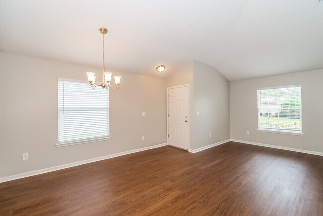 Building Photo - 2929 Piedmont Manor Dr