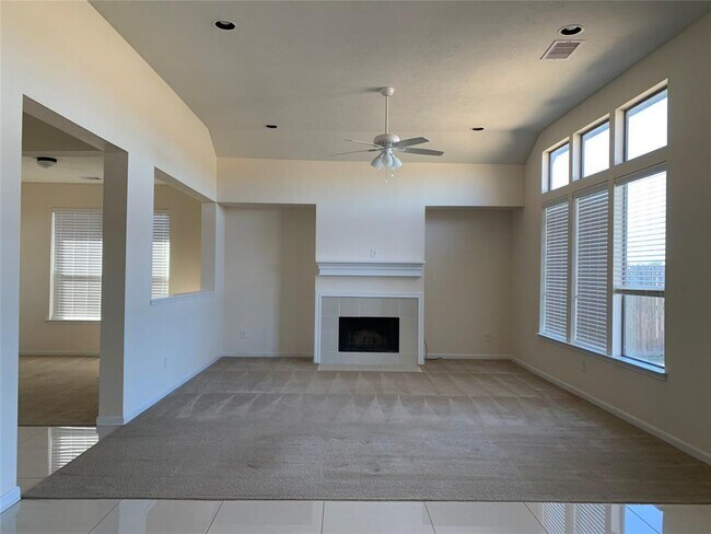 Foto del edificio - 16422 Williamstown Dr
