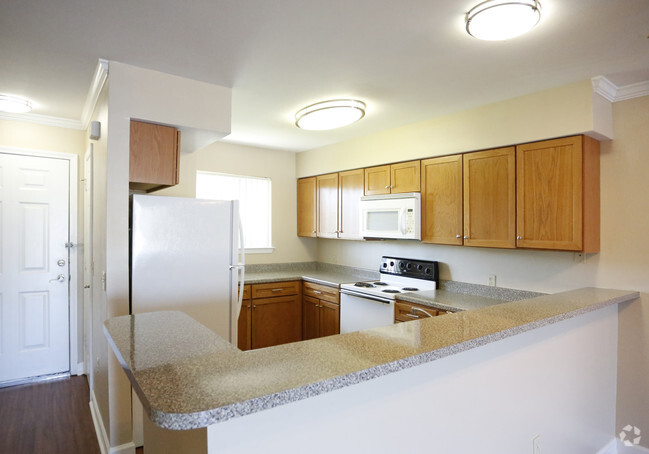 Clipper 2BR/2BATH -987SF - Anchorage Apartments