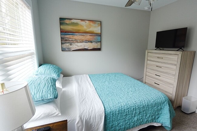 Foto del edificio - 210 Brittany Pointe Ln