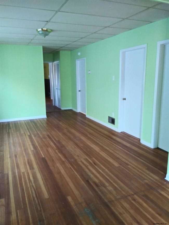 Building Photo - 1058 Forest Rd