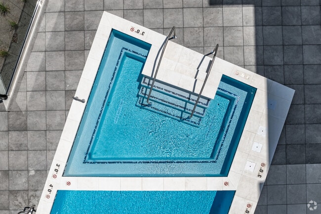 Building Photo - The Citizen