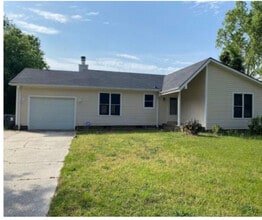 Building Photo - 106 Deerfield Dr
