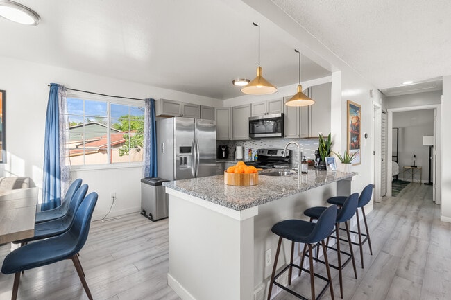 Full Kitchen - 7652 Granada Rd