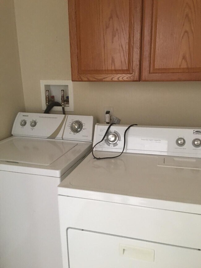 laundry room - 337 Dover Point Rd