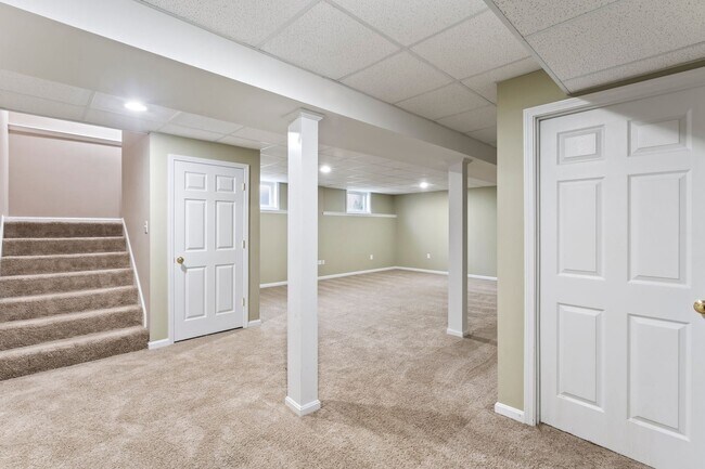 Foto del edificio - 4 br, 2.5 bath House - 4809 Cedar Forest Pl