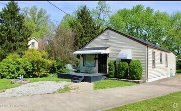 Building Photo - 3023 St Dennis Ave