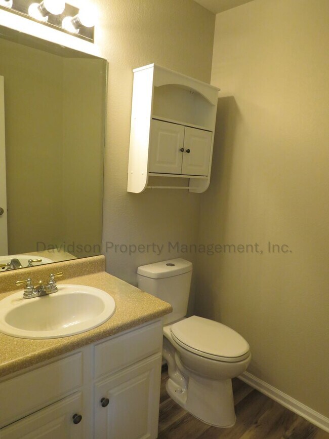 Foto del edificio - Gorgeous 3 Bedroom House in Eastern Colorado Springs