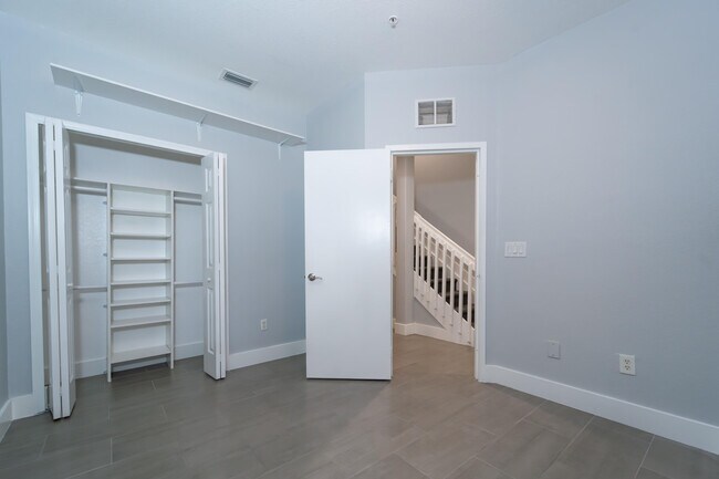 Foto del edificio - 3515 Shoma Dr