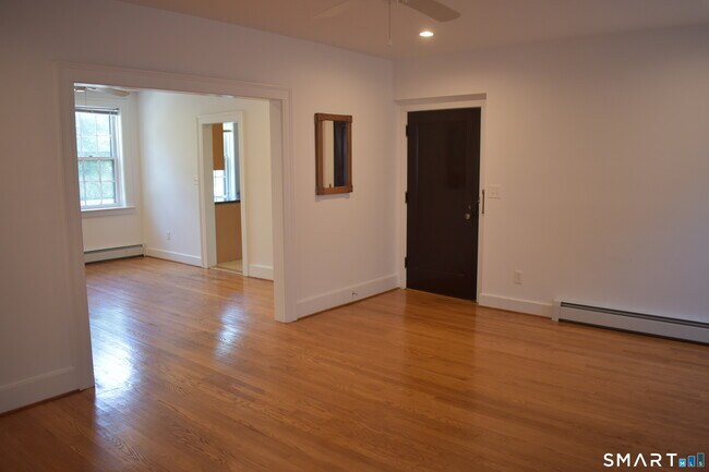 Foto del edificio - 151 Cold Spring St