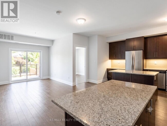 Building Photo - 128 Garden Dr
