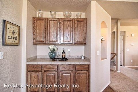 Building Photo - 6290 Canyon Crest Loop