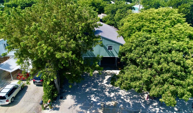 Building Photo - 36 Gumbo Limbo Ave