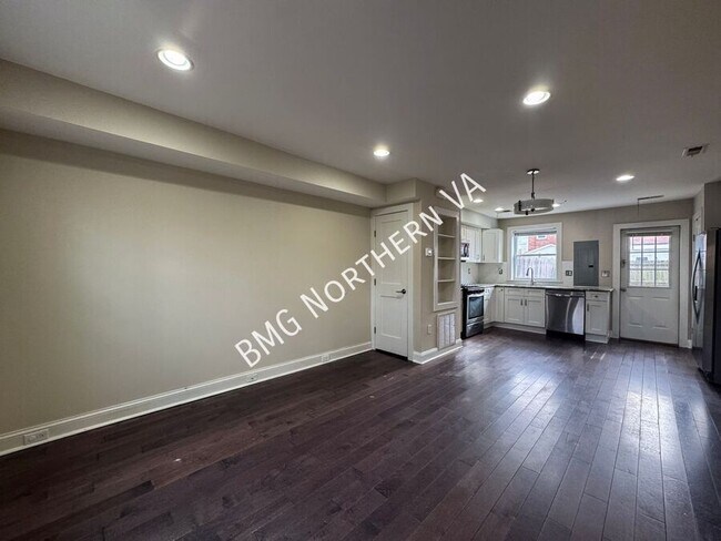 Foto del edificio - 3351 Clay Pl NE