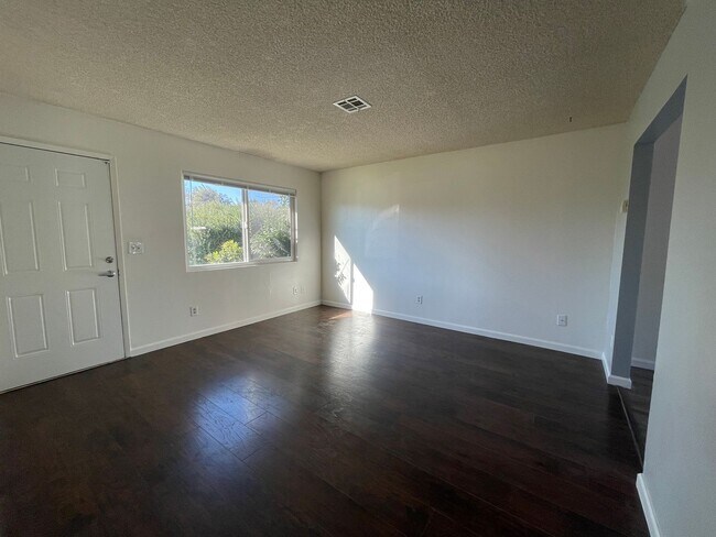 Foto del edificio - 420 - 424 S Walnut Ave, Ripon